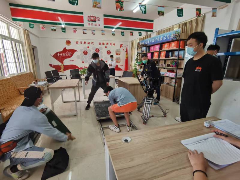 追星女孩心理学分析报告：罗山县广告片拍摄公司揭秘饭圈应援式传播逻辑
